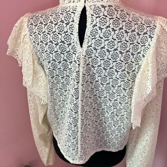 Zara Boho Lace Top with Ruffle Details Size M Great Condition - Picture 3 of 4